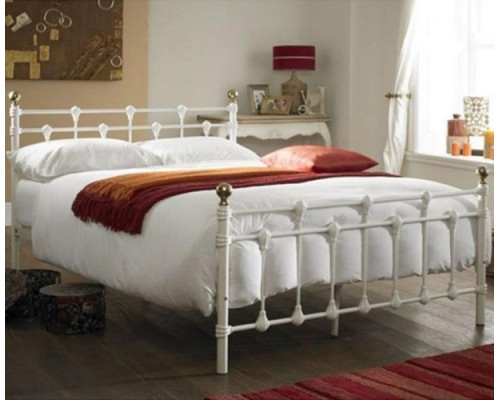 Hawthorn White Traditional Metal Bed with Brass Finials  
